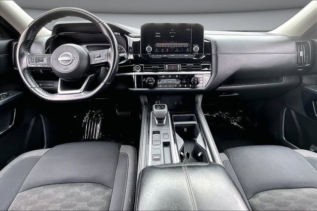 Certified 2024 Nissan Pathfinder SV FWD image 7