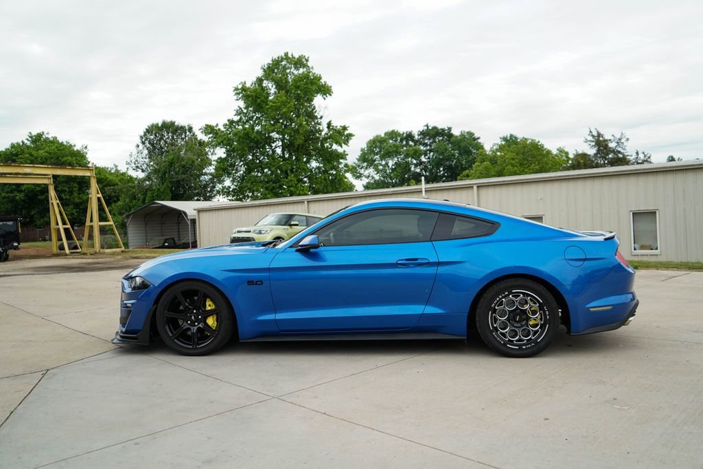 Used 2019 Ford Mustang GT Premium w/ Equipment Group 401A RWD image 23