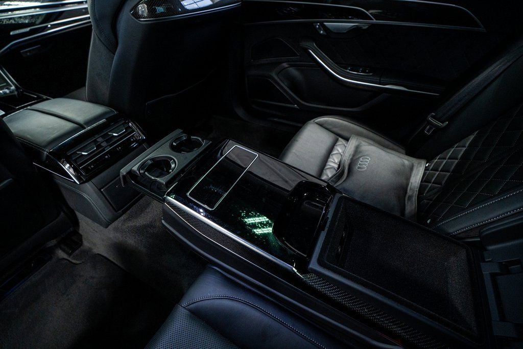 Used 2023 Audi S8 image 59