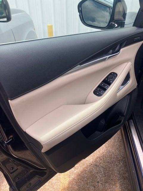 Used 2022 INFINITI QX60 Sensory w/ Cargo Package AWD/4WD image 8