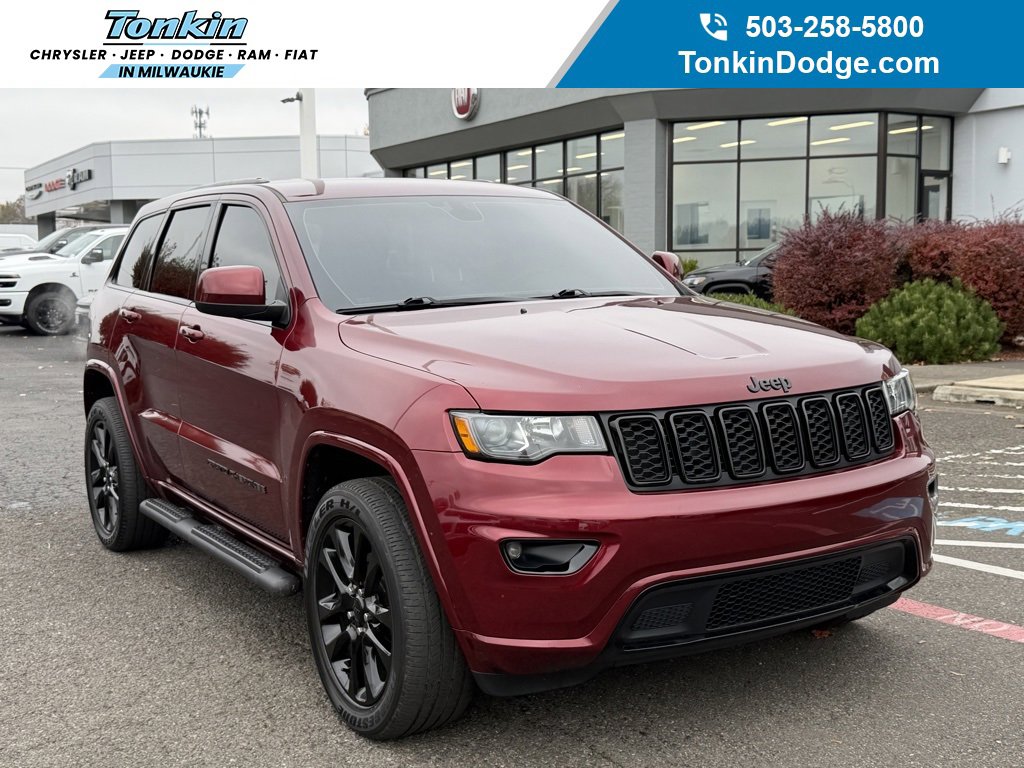 Used 2021 Jeep Grand Cherokee Laredo X image 1