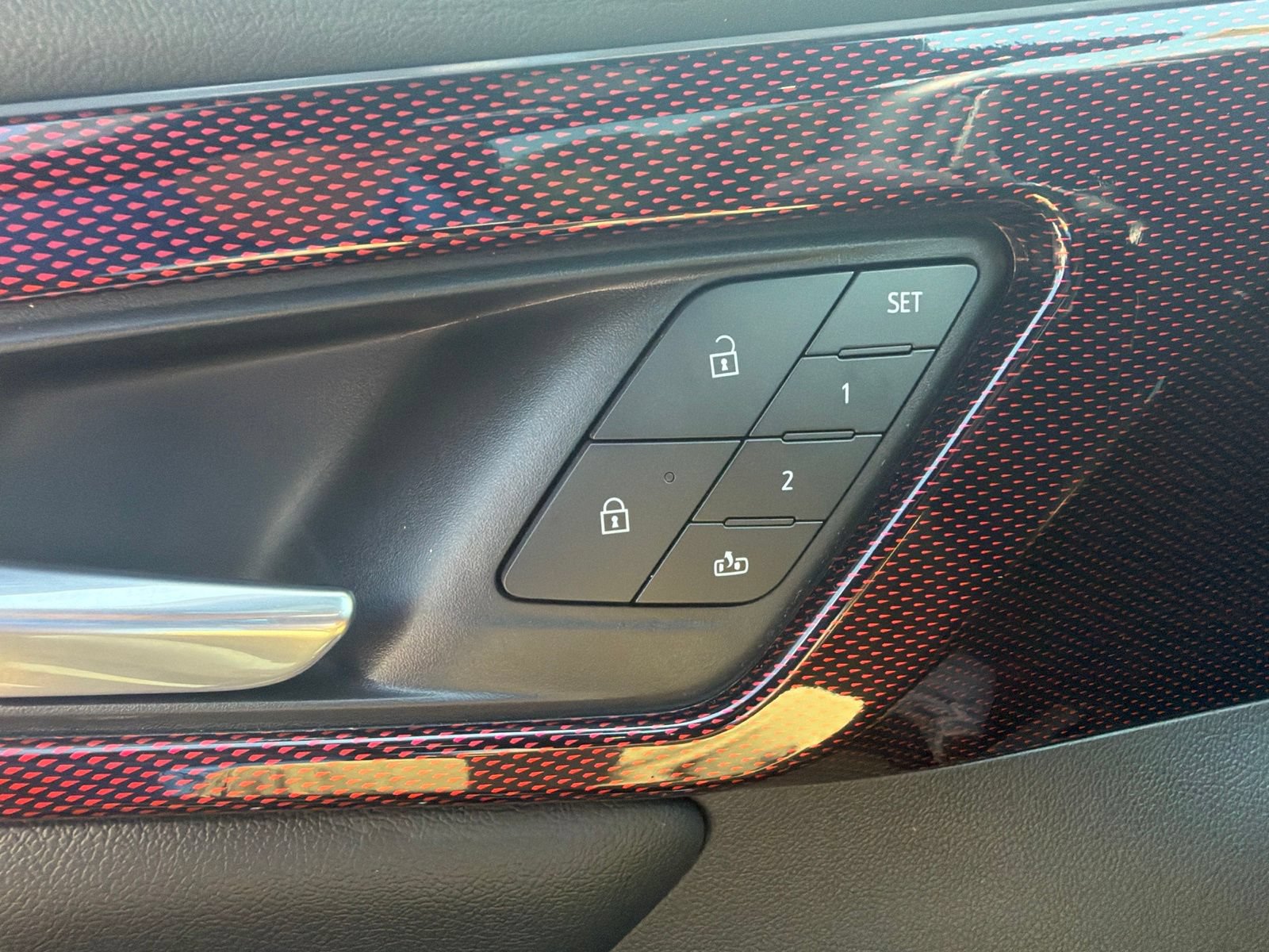 Used 2026 Chevrolet Traverse RS AWD/4WD image 19