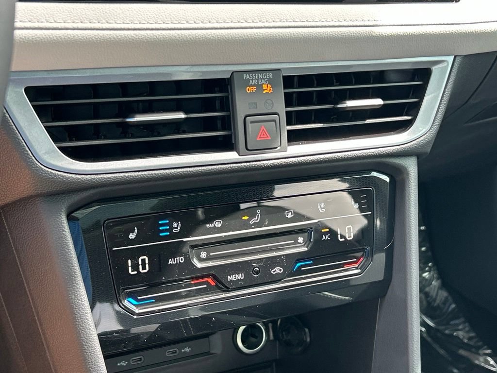 New 2026 Volkswagen Taos SEL AWD/4WD image 37