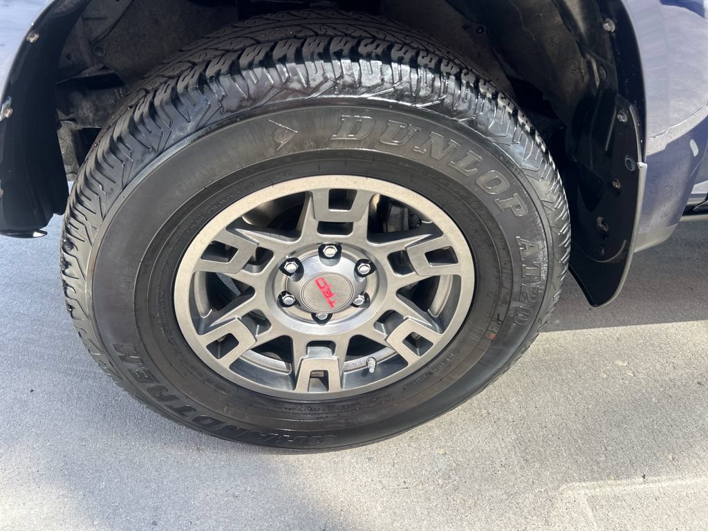 Certified 2019 Toyota 4Runner TRD Off-Road Premium AWD/4WD image 16