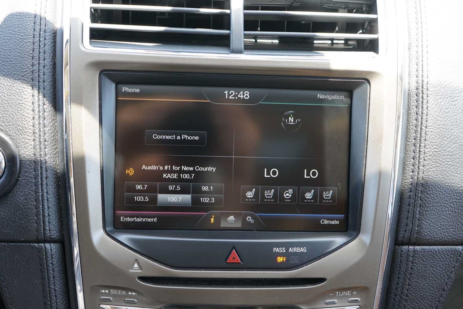 Used 2015 Lincoln MKX FWD w/ Equipment Group 102A image 12