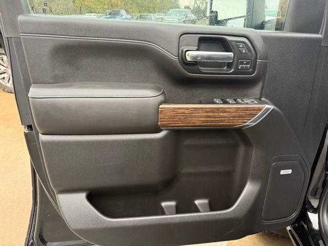 Used 2020 Chevrolet Silverado 2500 High Country w/ Z71 Off-Road Package image 12