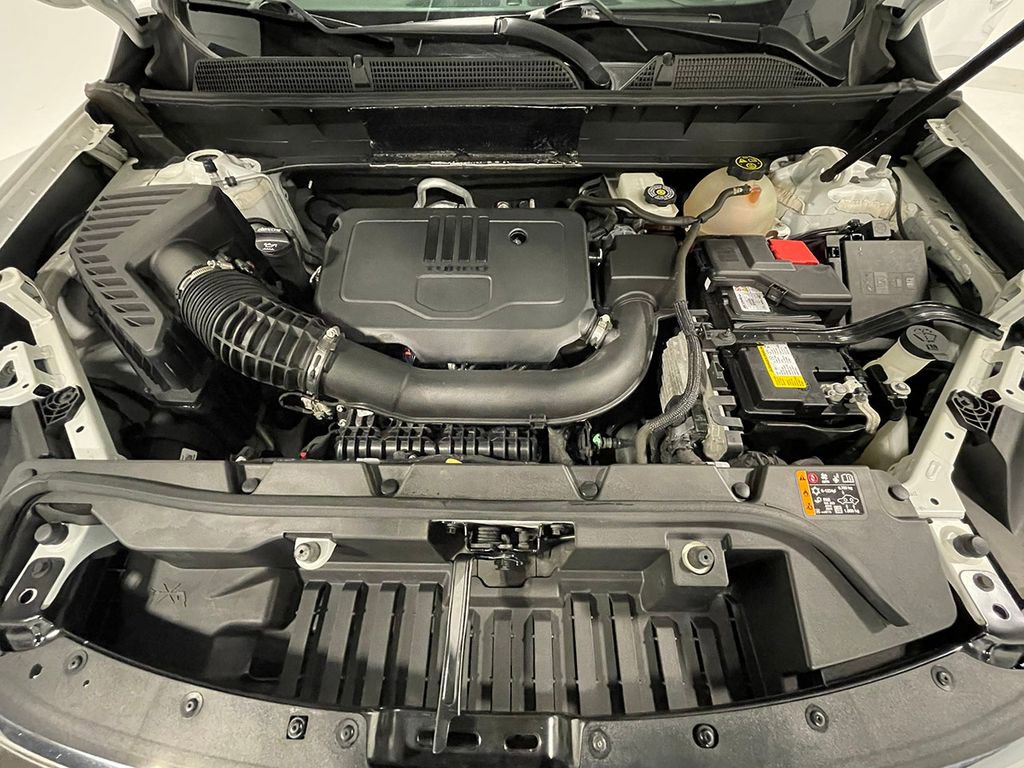 Used 2023 GMC Acadia SLE w/ Driver Convenience Package image 39