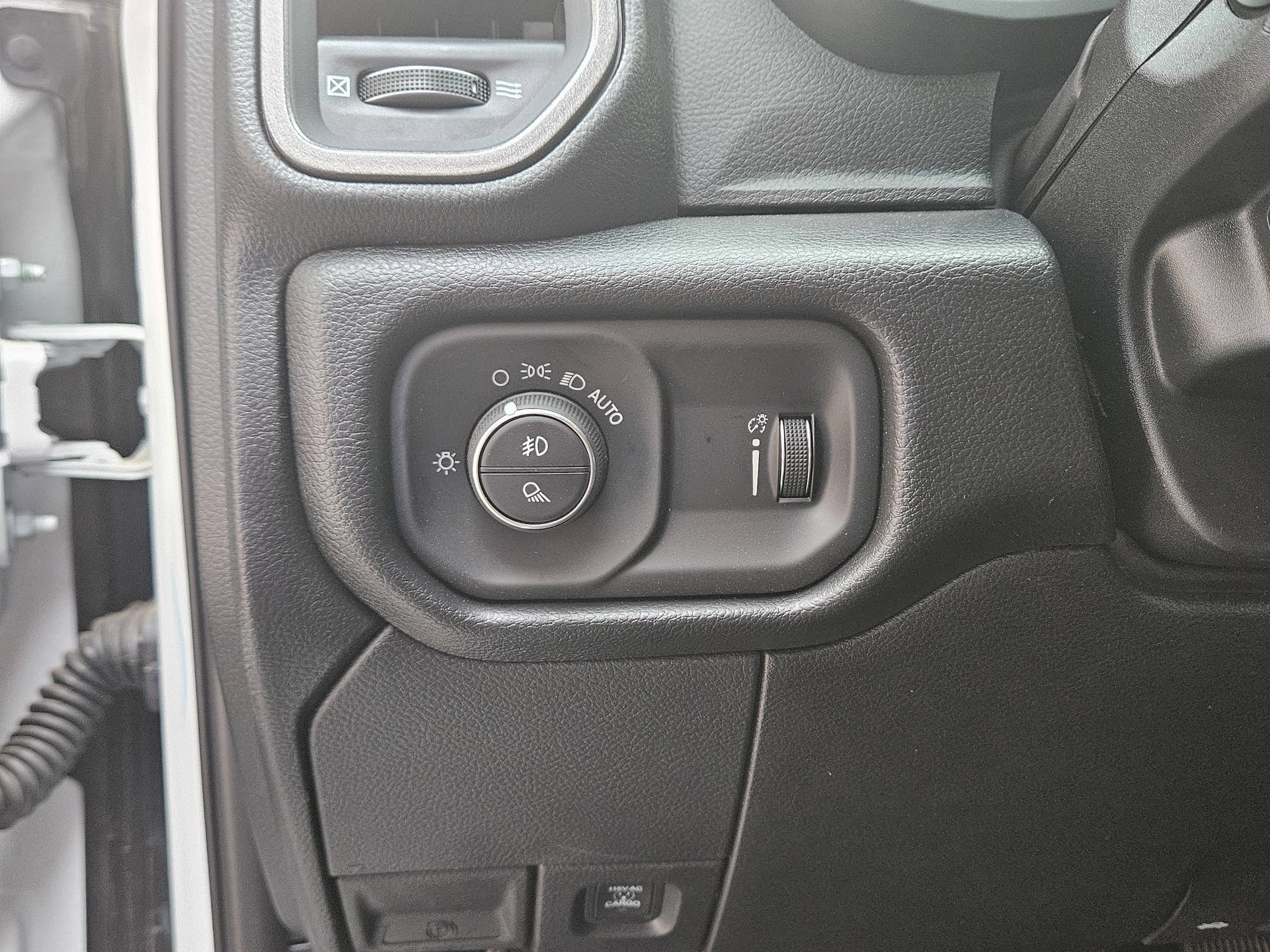 New 2026 RAM 2500 Tradesman AWD/4WD image 17