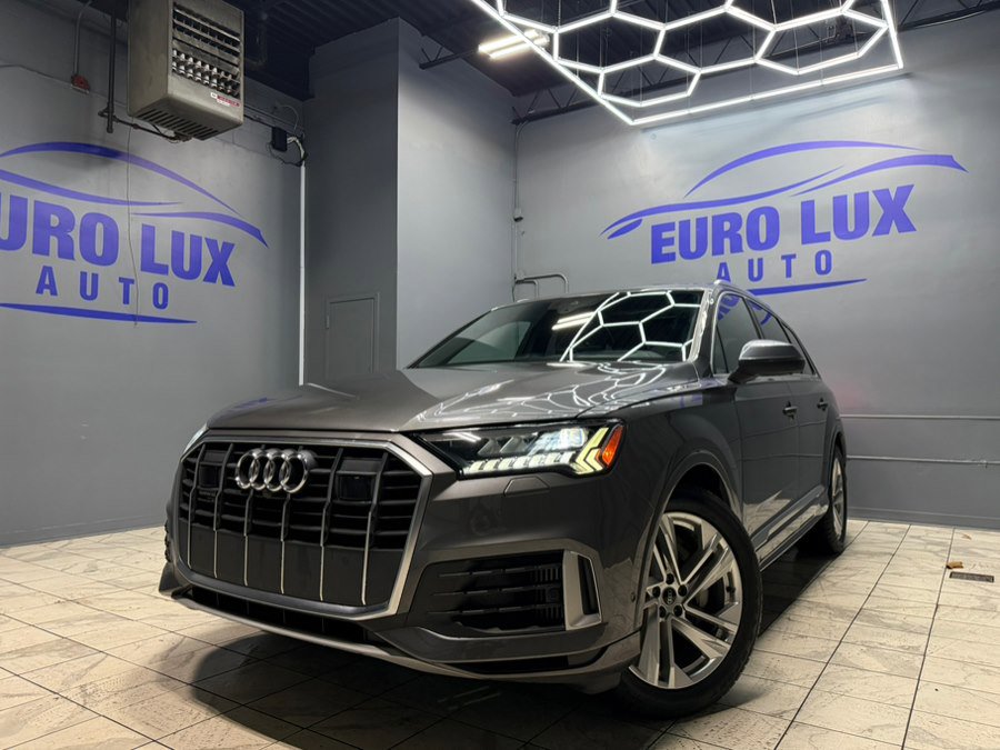 Used 2021 Audi Q7 3.0T Prestige w/ Prestige Package image 3