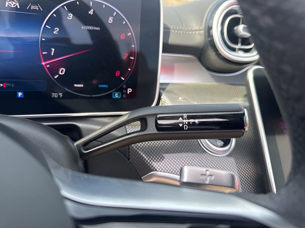 Used 2024 Mercedes-Benz CLE 450 4MATIC Cabriolet image 14