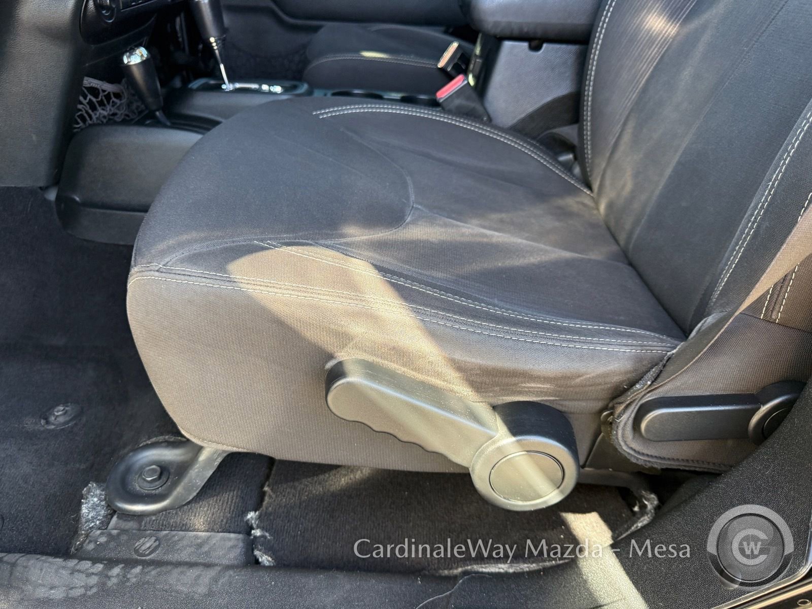 Used 2017 Jeep Wrangler Unlimited Sahara image 13