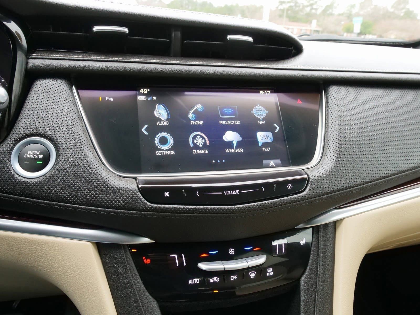 Used 2018 Cadillac XT5 Luxury w/ Driver Awareness Package image 27