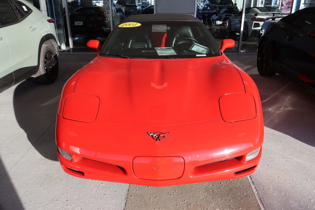 Used 2001 Chevrolet Corvette Convertible w/ Preferred Equipment Group2 image 2