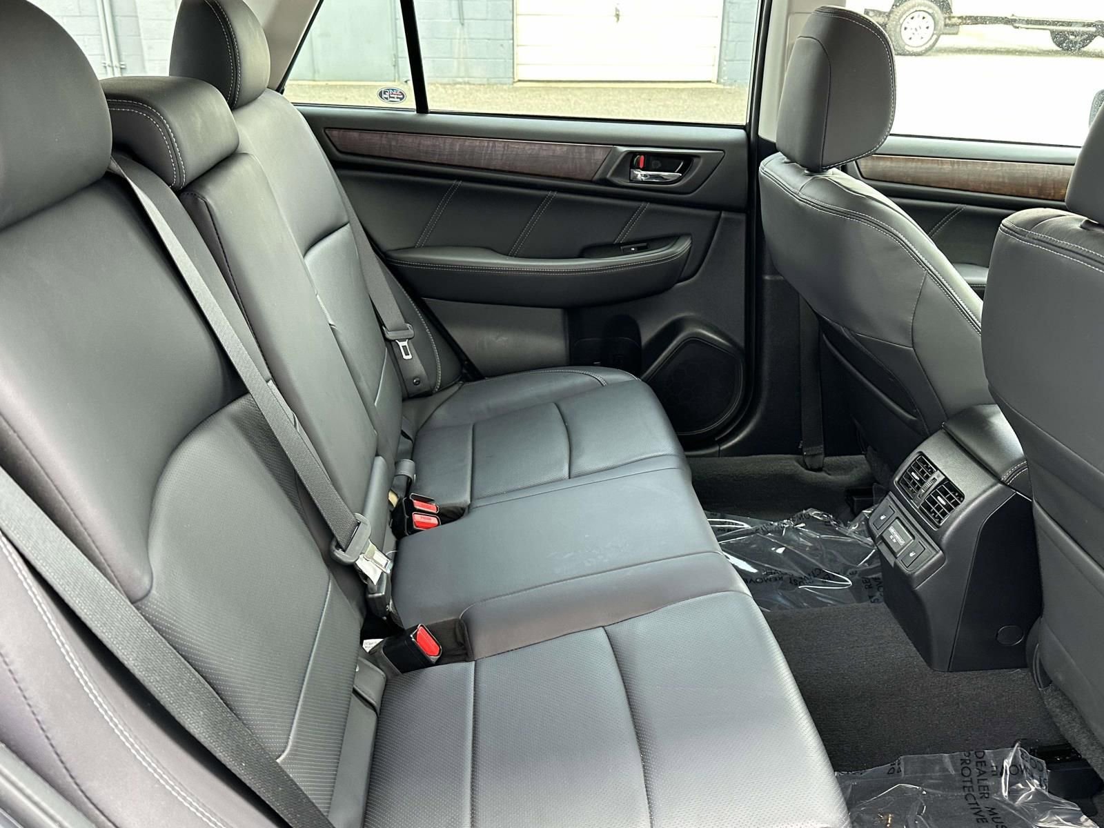 Used 2018 Subaru Outback 2.5i Limited w/ Protection Package #1 AWD/4WD image 14