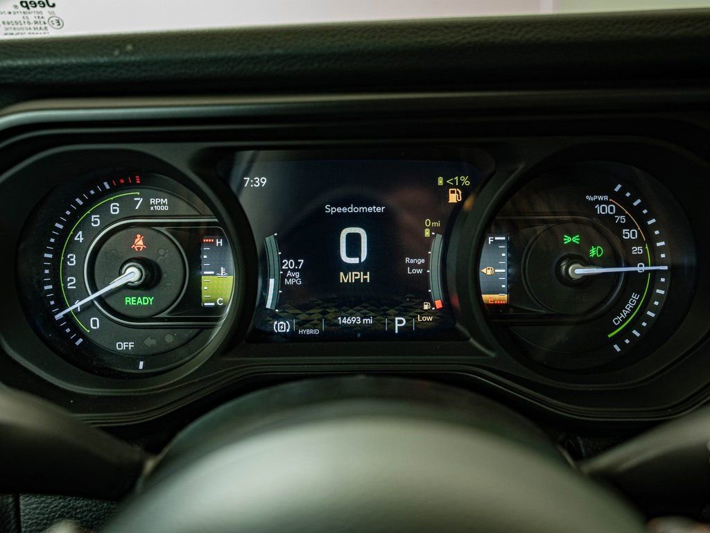 Used 2024 Jeep Wrangler Unlimited image 22