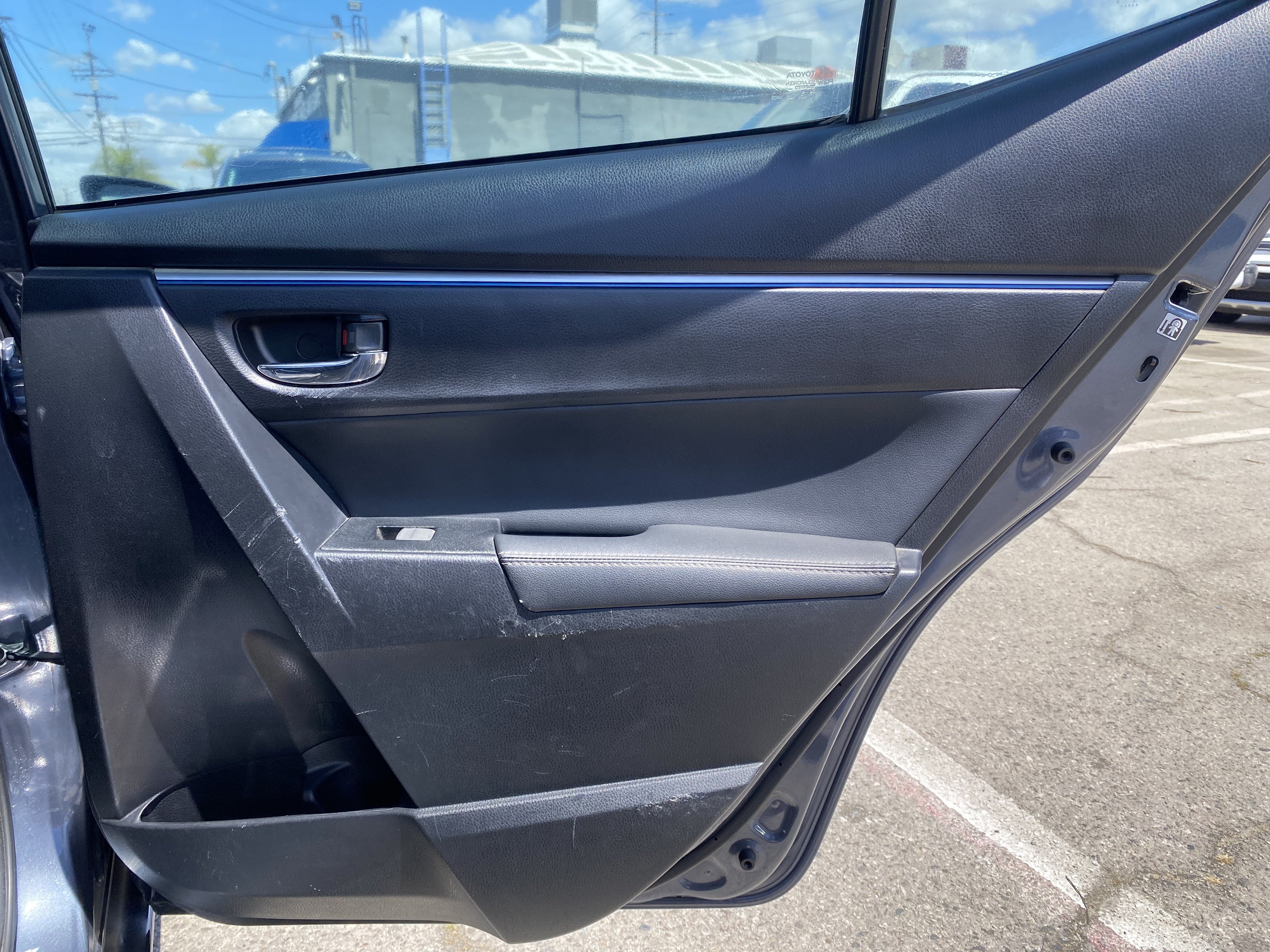 Used 2015 Toyota Corolla S FWD image 19