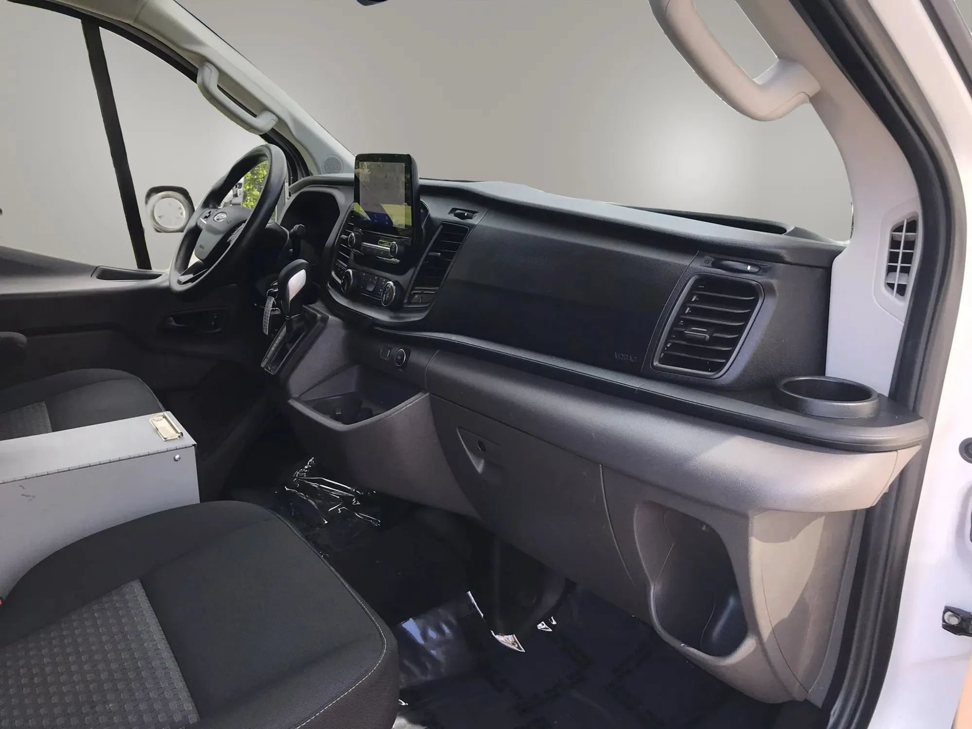 Used 2020 Ford Transit 250 Low Roof AWD image 41