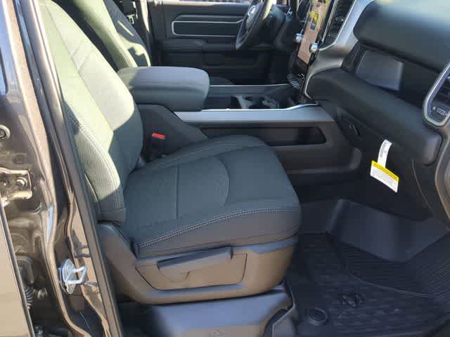 New 2026 RAM 2500 Big Horn AWD/4WD image 22