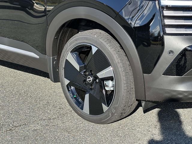 New 2026 Nissan Kicks SR w/ Cold Weather Package image 7