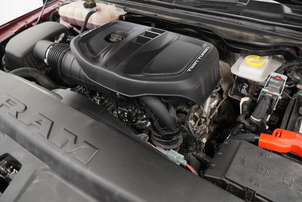 Used 2025 RAM 1500 Limited AWD/4WD image 52