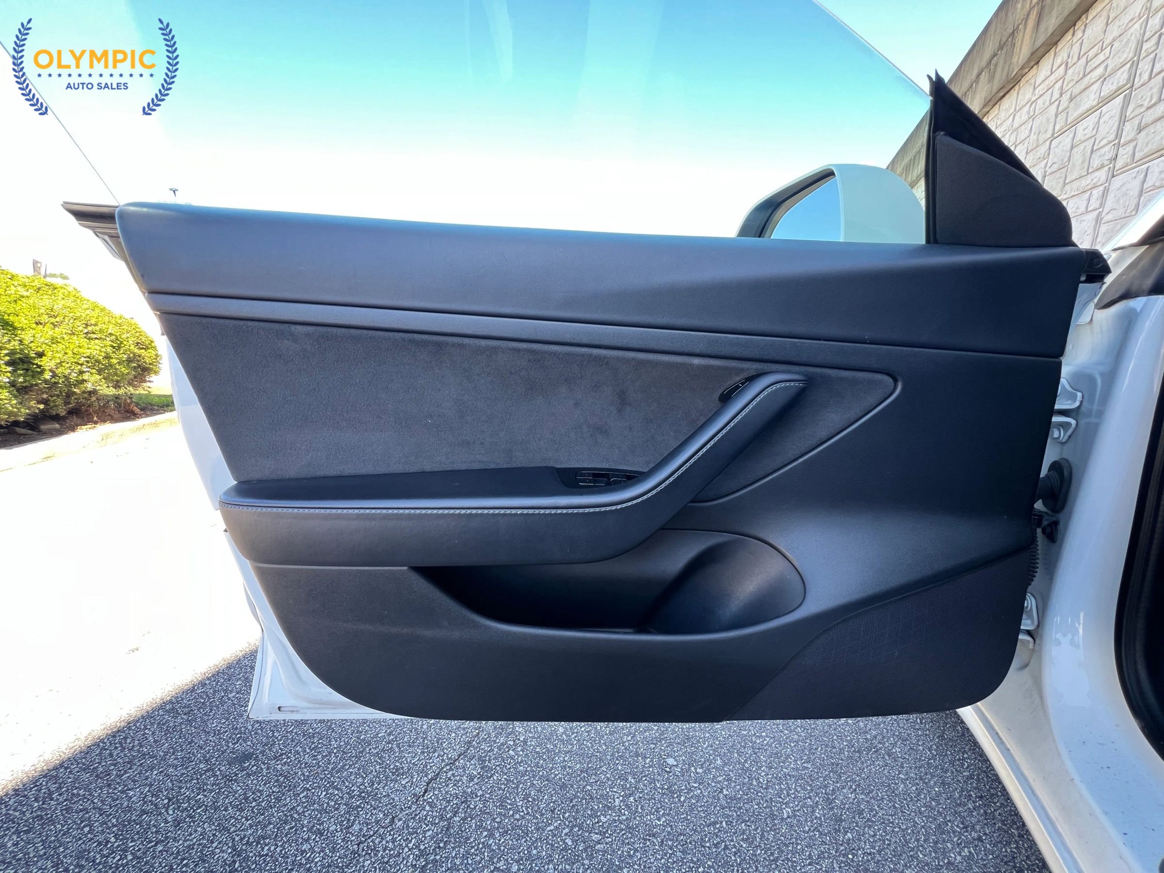 Used 2020 Tesla Model 3 Standard Range RWD image 35