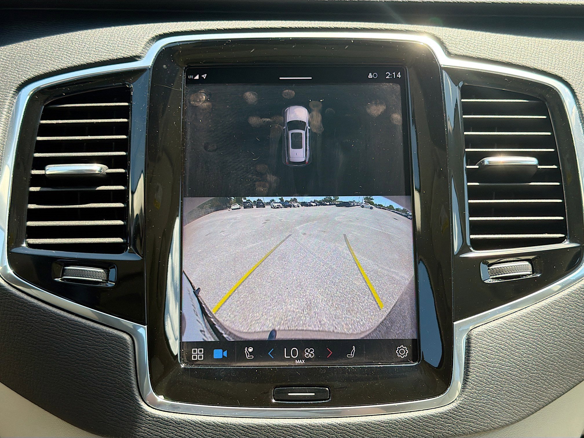 Used 2023 Volvo XC90 B6 Plus AWD/4WD image 33