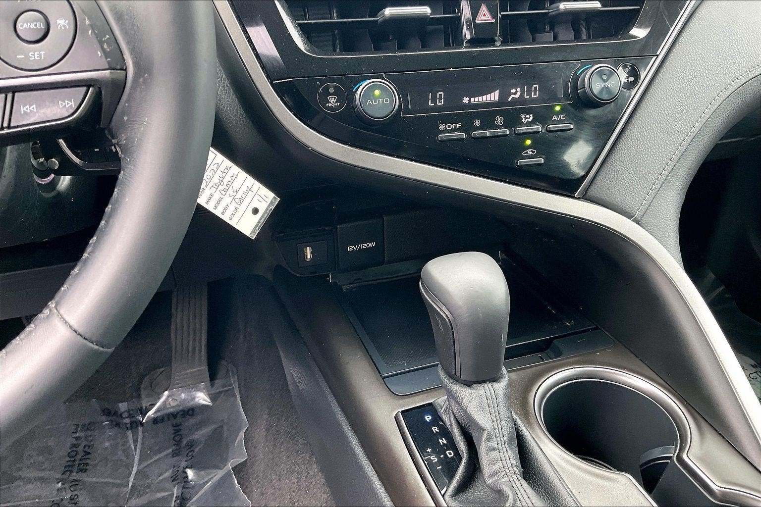 Used 2022 Toyota Camry SE FWD image 38