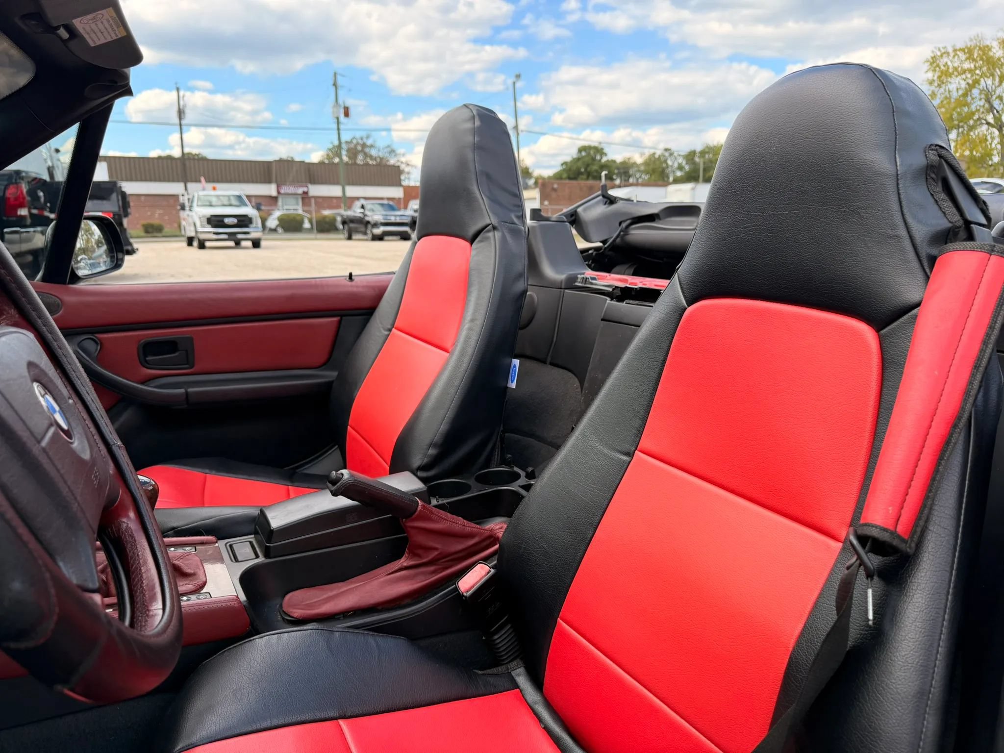 Used 1997 BMW Z3 2.8 RWD image 12