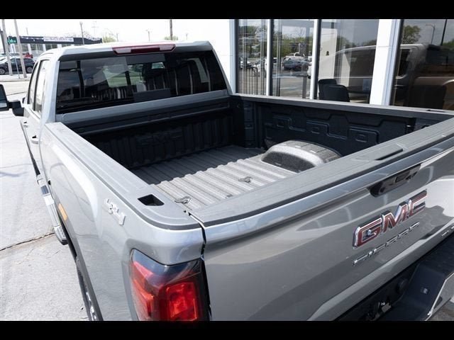 New 2026 GMC Sierra 2500 SLE w/ Preferred Package AWD/4WD image 11