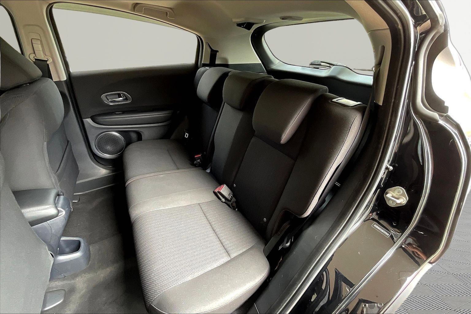 Used 2018 Honda HR-V EX image 21