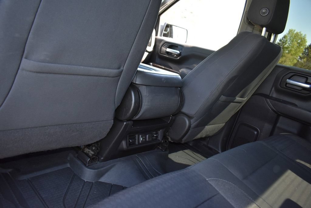 Used 2021 Chevrolet Silverado 1500 LT RWD image 24