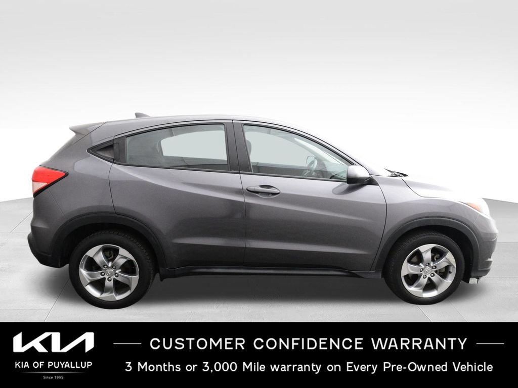 Used 2018 Honda HR-V LX image 4