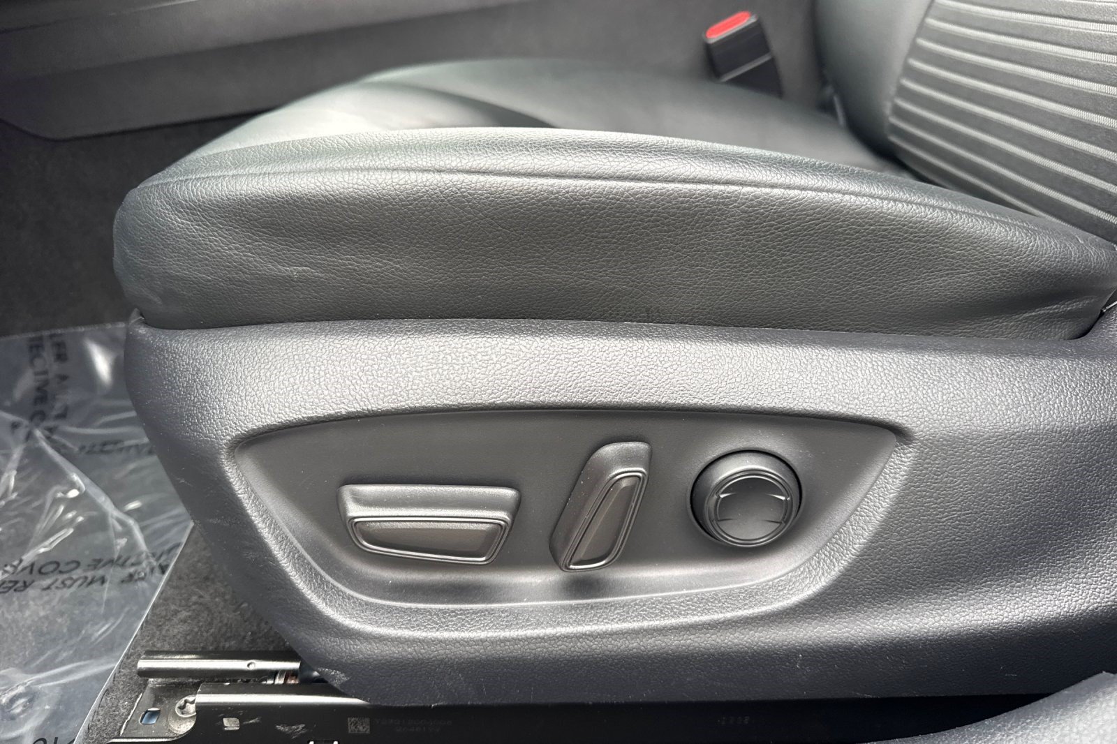 Used 2024 Toyota Camry SE FWD image 14