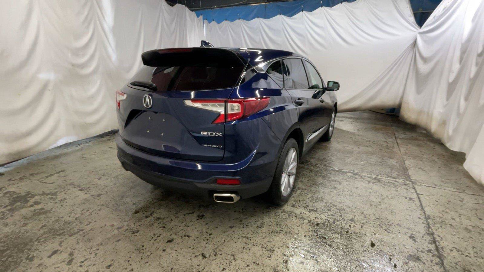 Used 2024 Acura RDX SH-AWD image 7