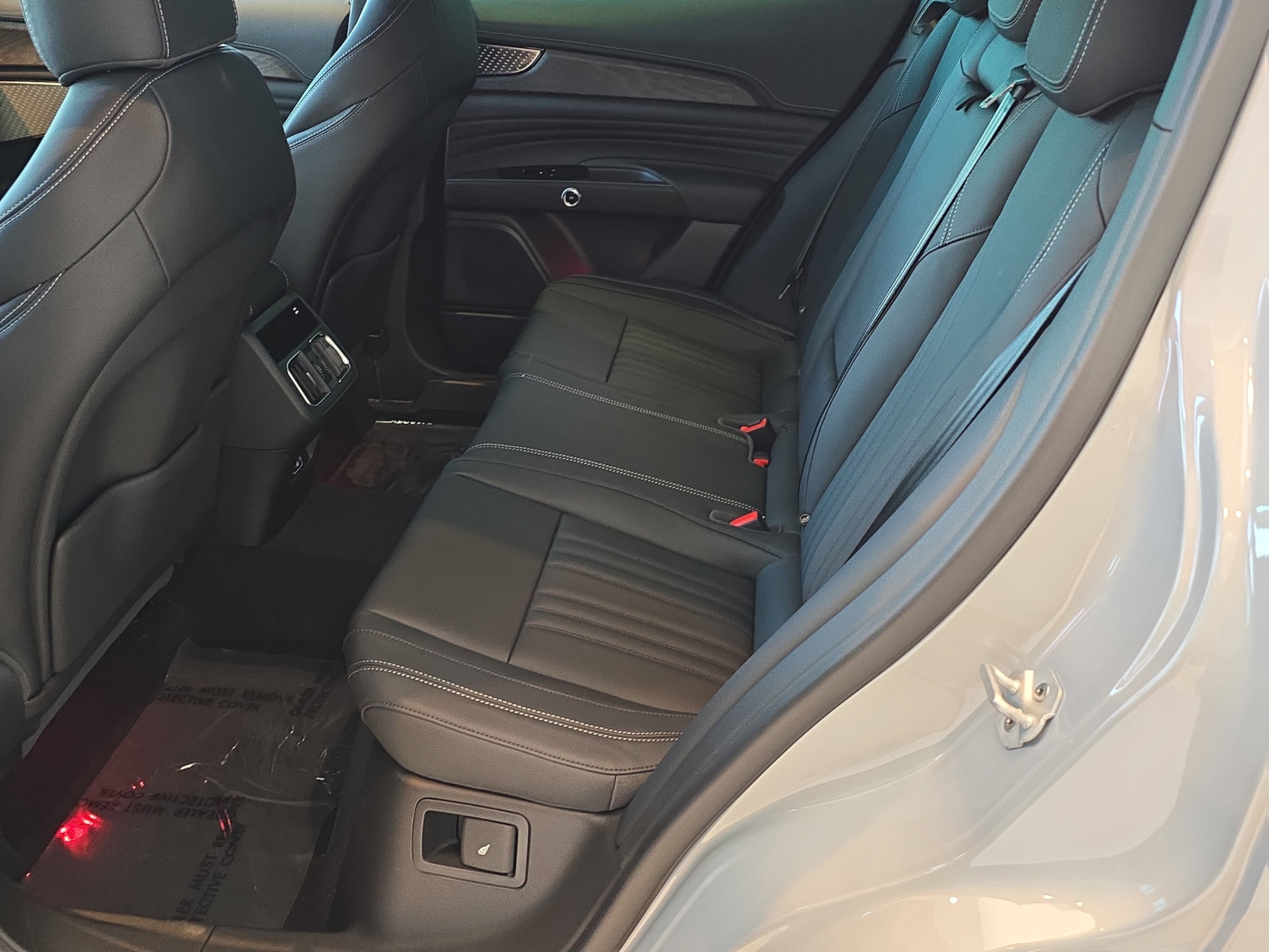 New 2025 Maserati Grecale Modena image 16