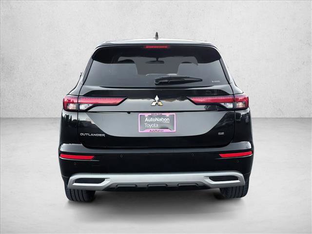 Used 2024 Mitsubishi Outlander SE AWD/4WD image 6