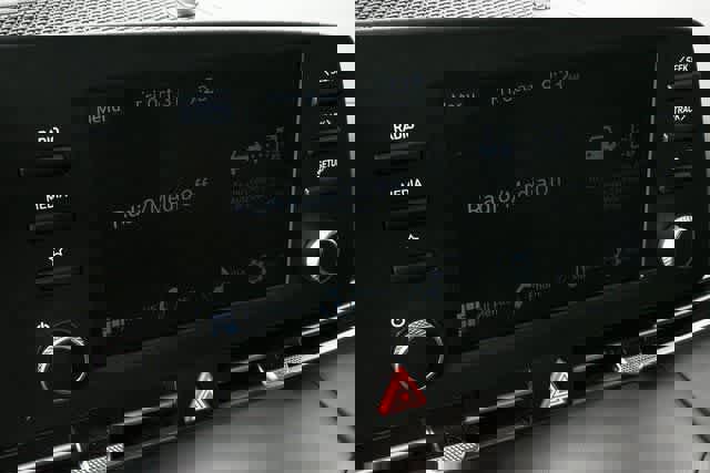 New 2026 Hyundai Elantra SEL Sport Premium image 24