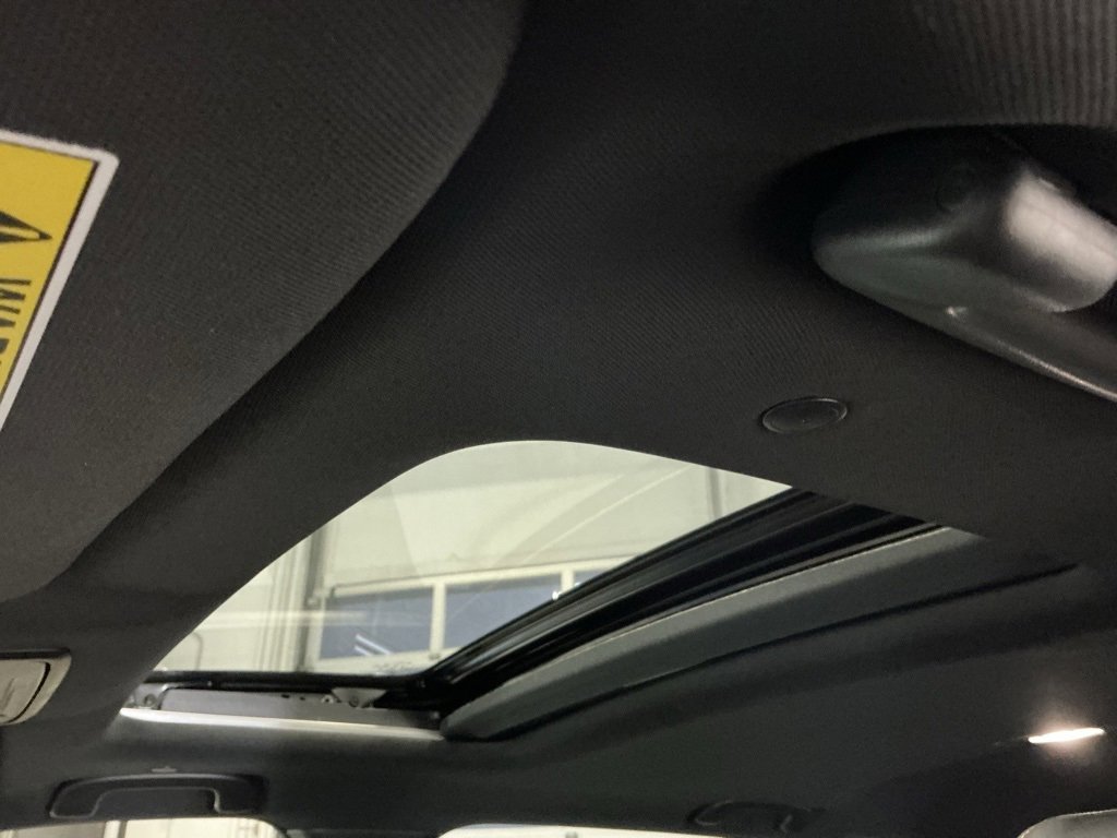 Used 2025 Honda CR-V Sport-L image 6