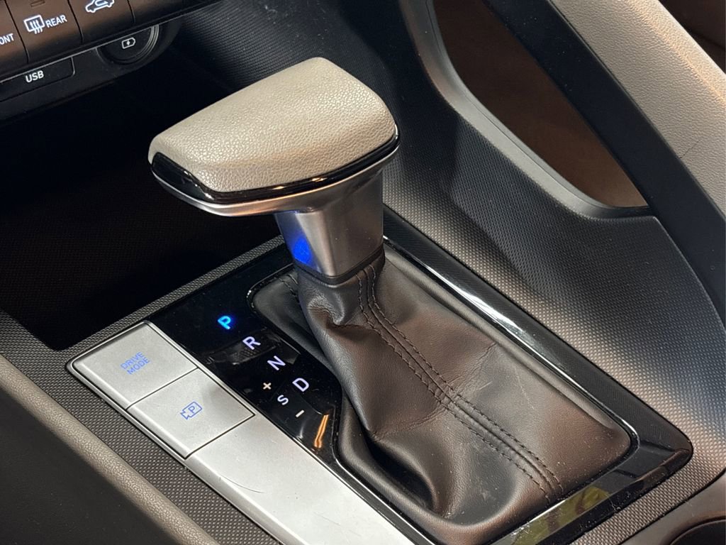 Used 2021 Hyundai Elantra SEL image 32