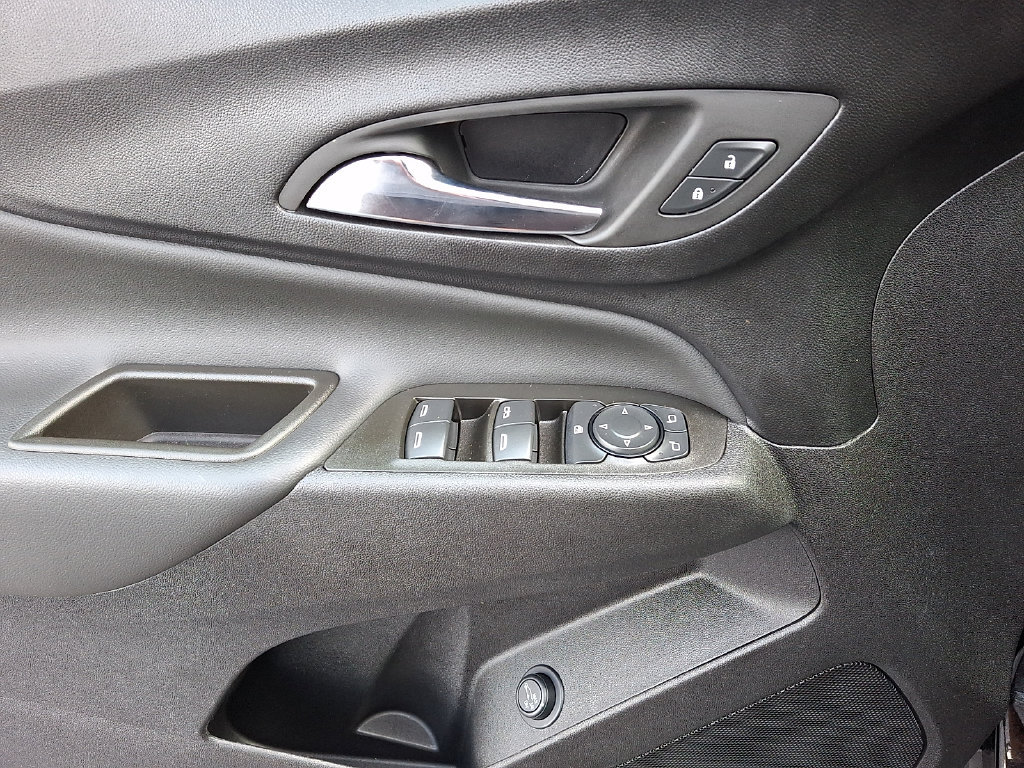Used 2023 Chevrolet Equinox LT AWD/4WD image 15