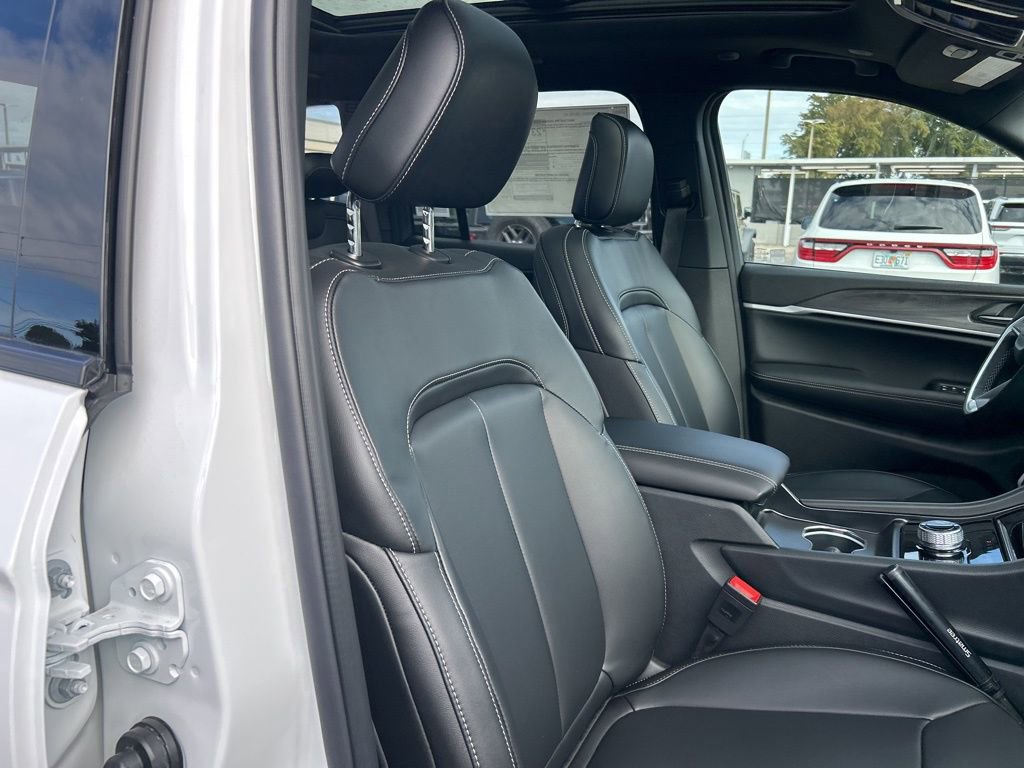 New 2026 Jeep Grand Cherokee Limited image 23