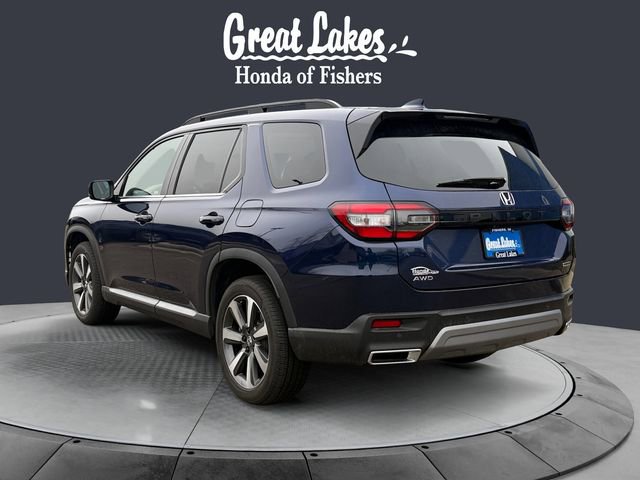 Certified 2025 Honda Pilot Touring image 3