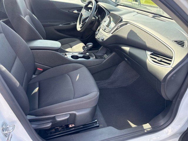 Used 2023 Chevrolet Malibu LS FWD image 9