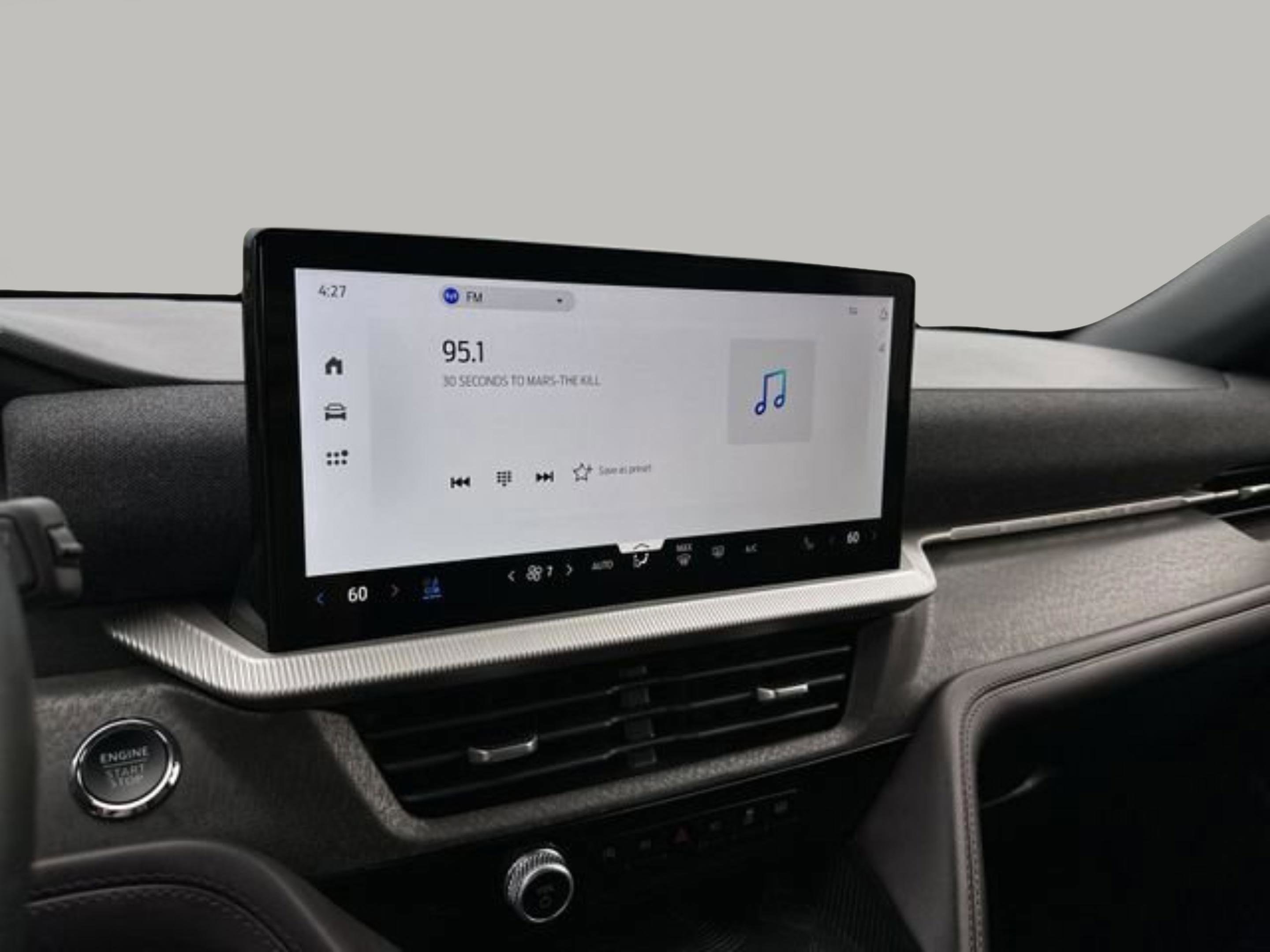 Used 2025 Ford Explorer Platinum RWD image 12