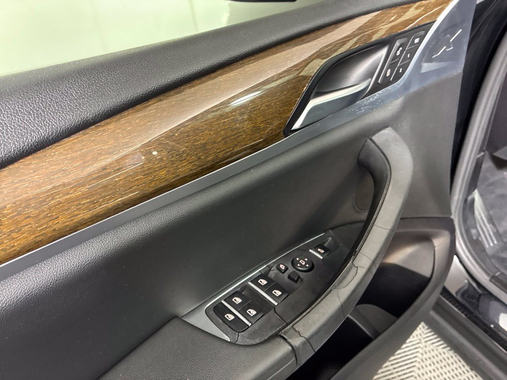 Used 2018 BMW X3 xDrive30i AWD/4WD image 25