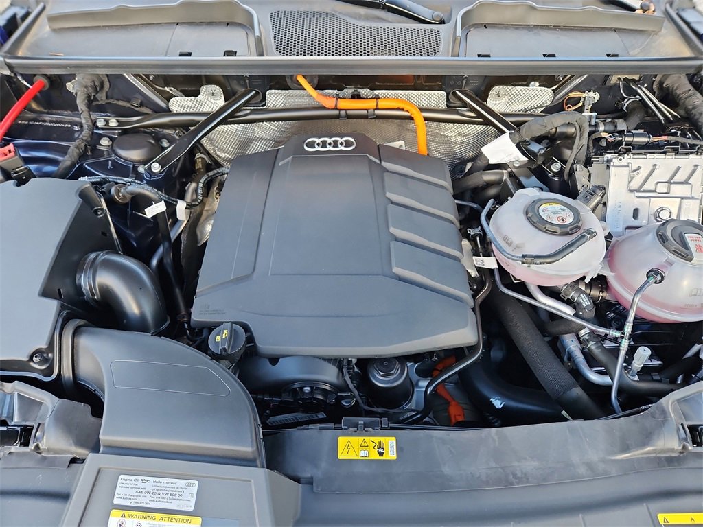 Used 2024 Audi Q5 e Premium w/ Convenience Package image 37