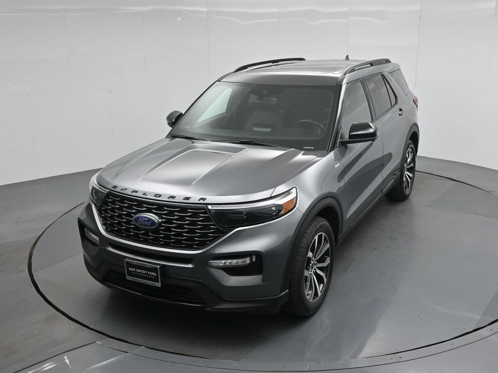 Certified 2022 Ford Explorer ST-Line w/ Class IV Trailer Tow Package AWD/4WD image 36