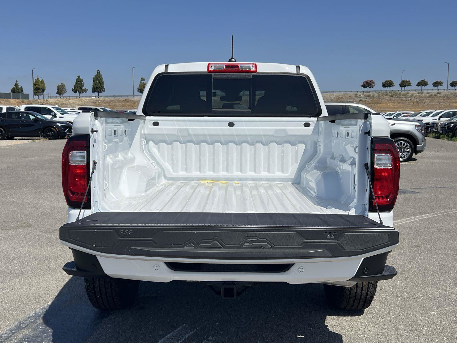 New 2026 GMC Canyon Elevation RWD image 27