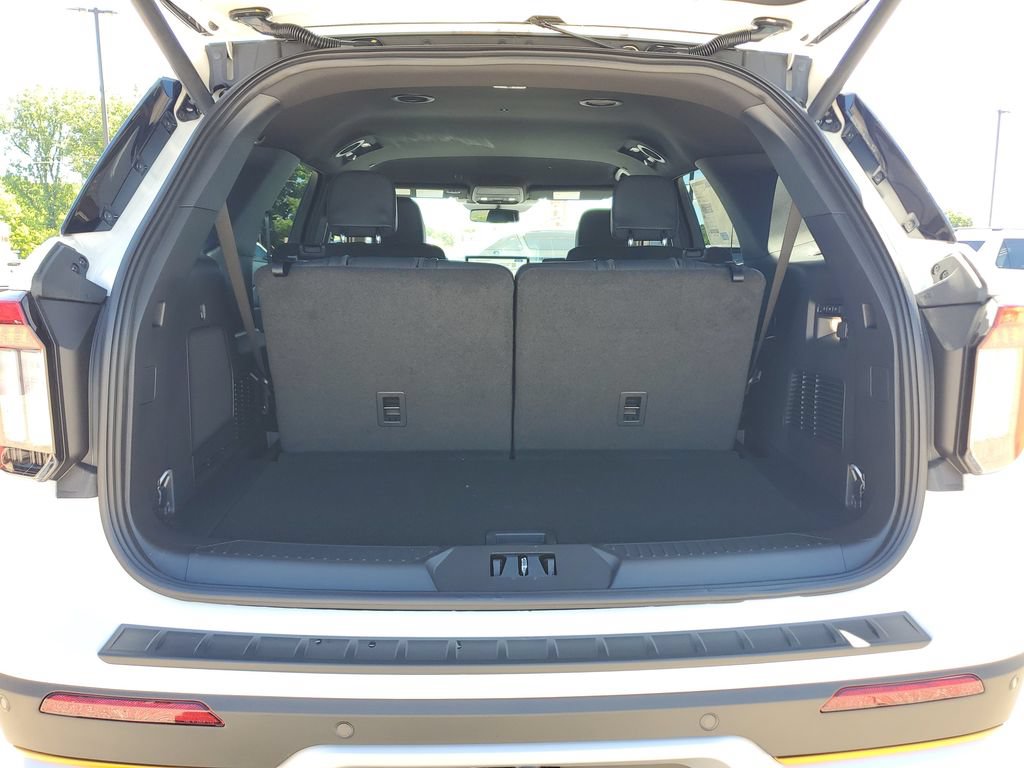 New 2026 Ford Explorer Tremor AWD/4WD image 9