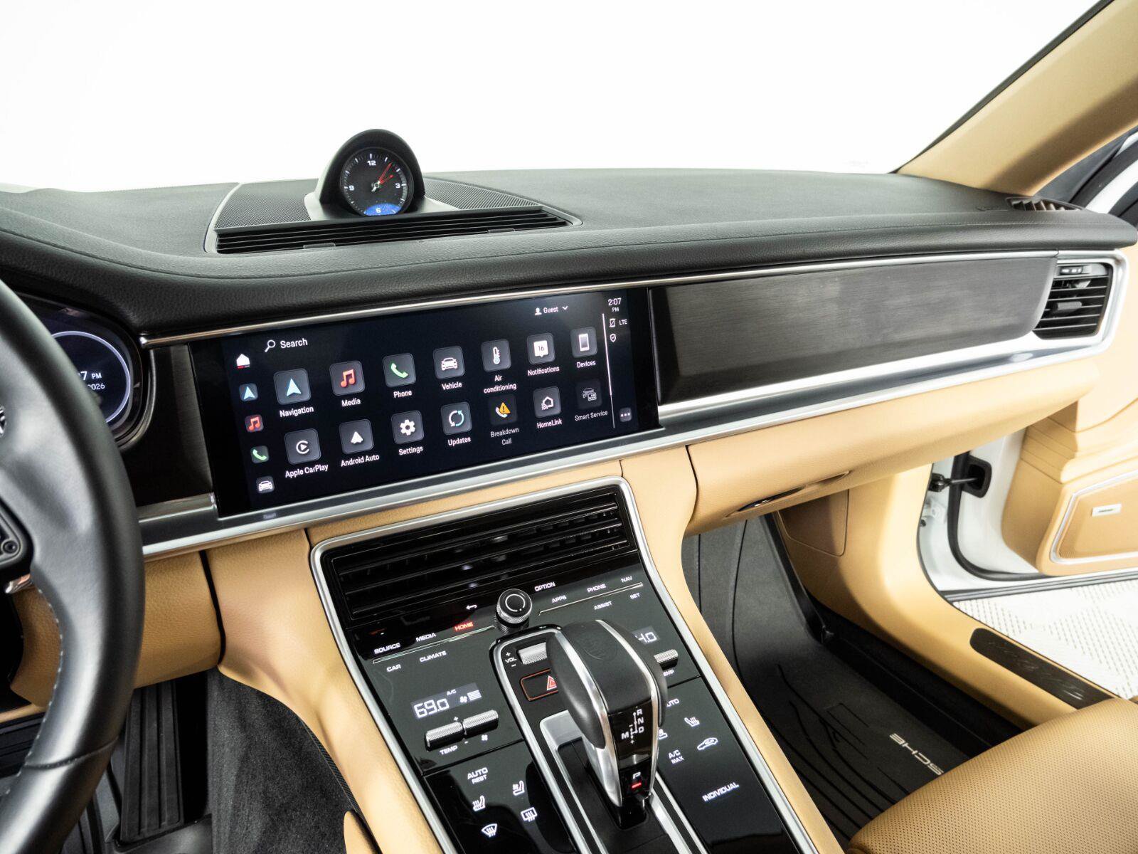 Used 2023 Porsche Panamera Platinum Edition RWD image 13